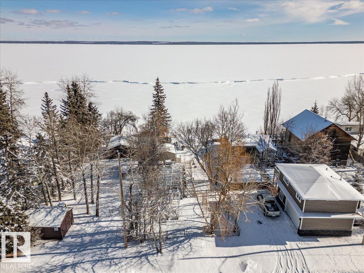19 Lakeshore DR, rural wetaskiwin county, Alberta