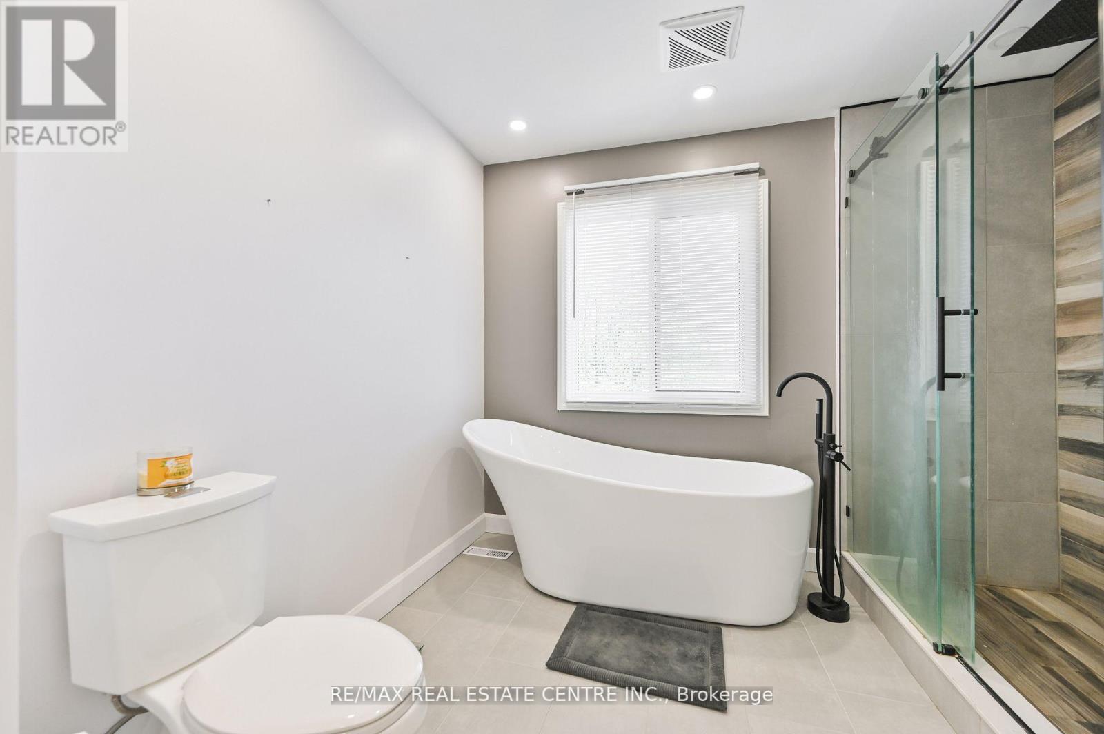 2559 Addingham Crescent, Oakville (Cv Clearview), Ontario  L6J 7K7 - Photo 19 - W12884910