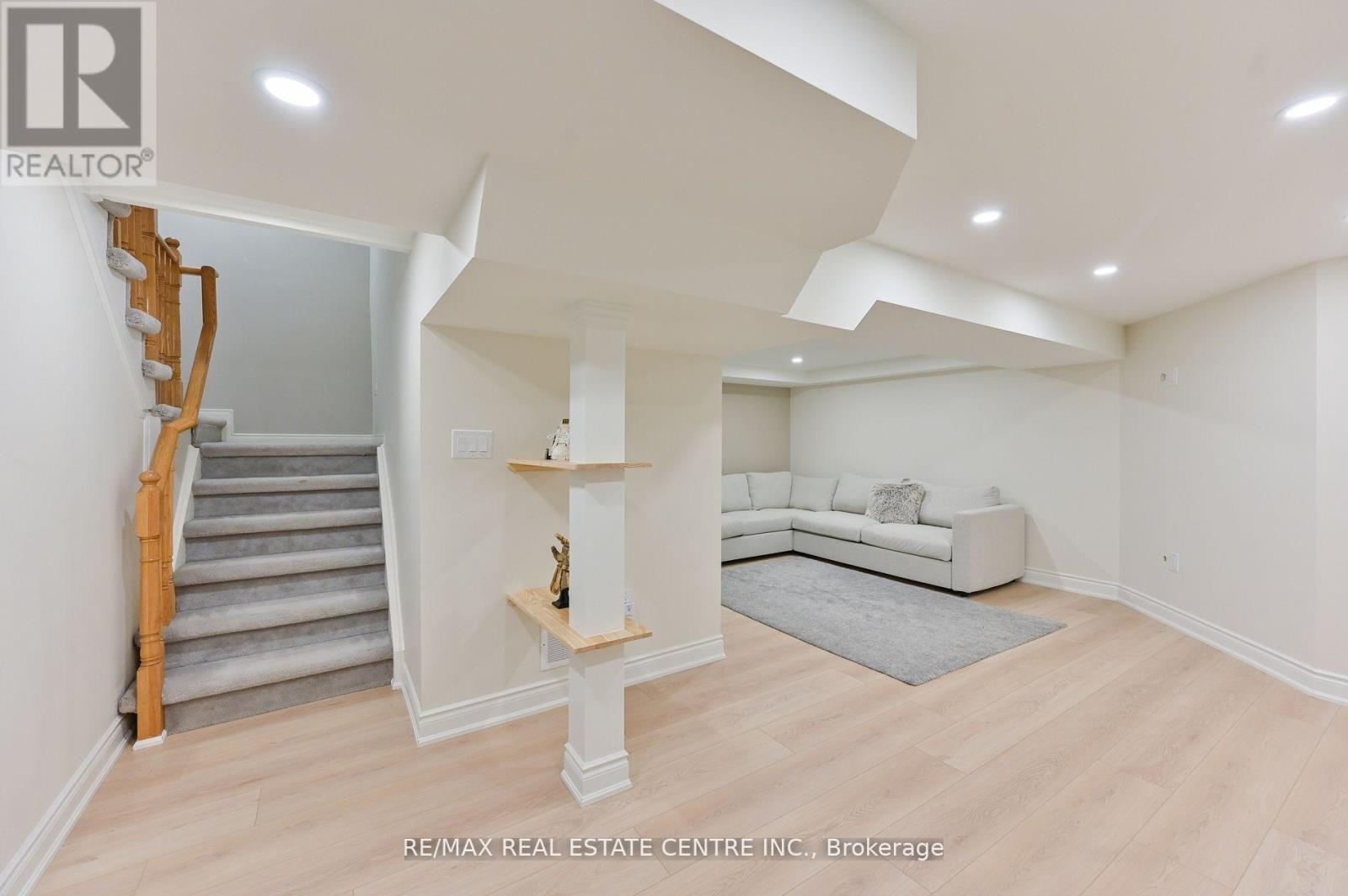 2559 Addingham Crescent, Oakville (Cv Clearview), Ontario  L6J 7K7 - Photo 23 - W12884910