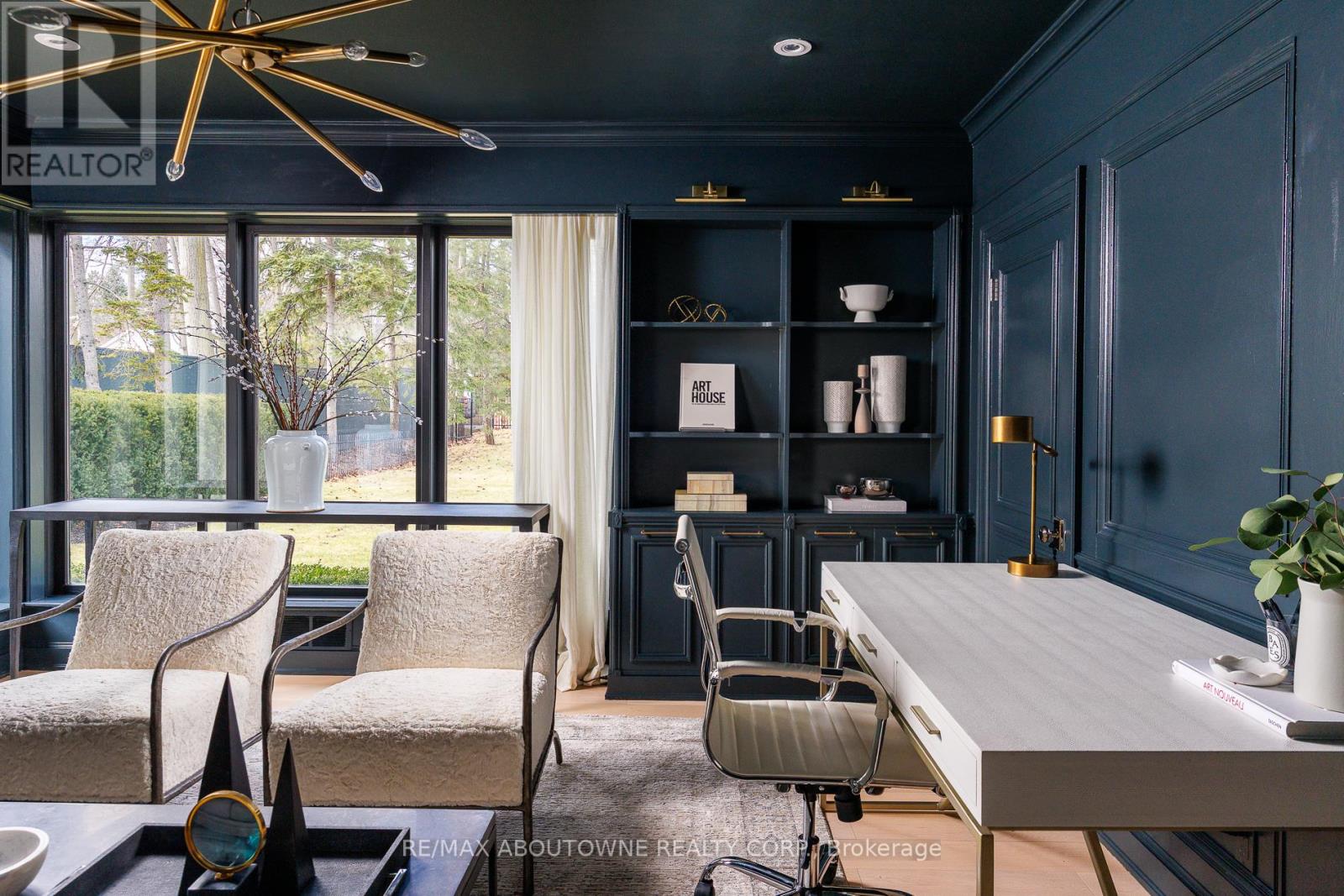 3 Ennisclare Drive E, Oakville, Ontario  L6J 4N3 - Photo 14 - W12884912