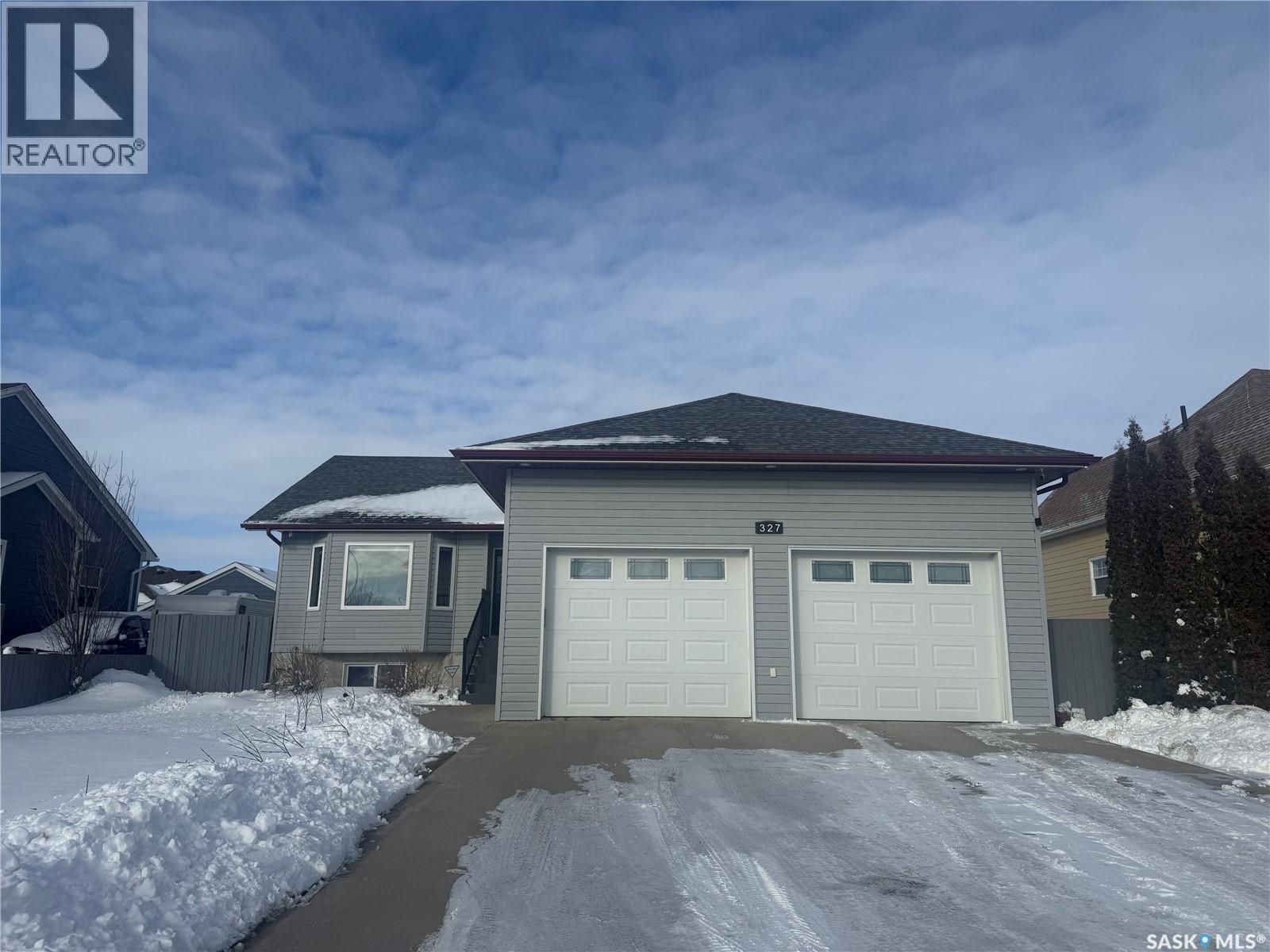 327 Petterson DRIVE, Estevan, Saskatchewan