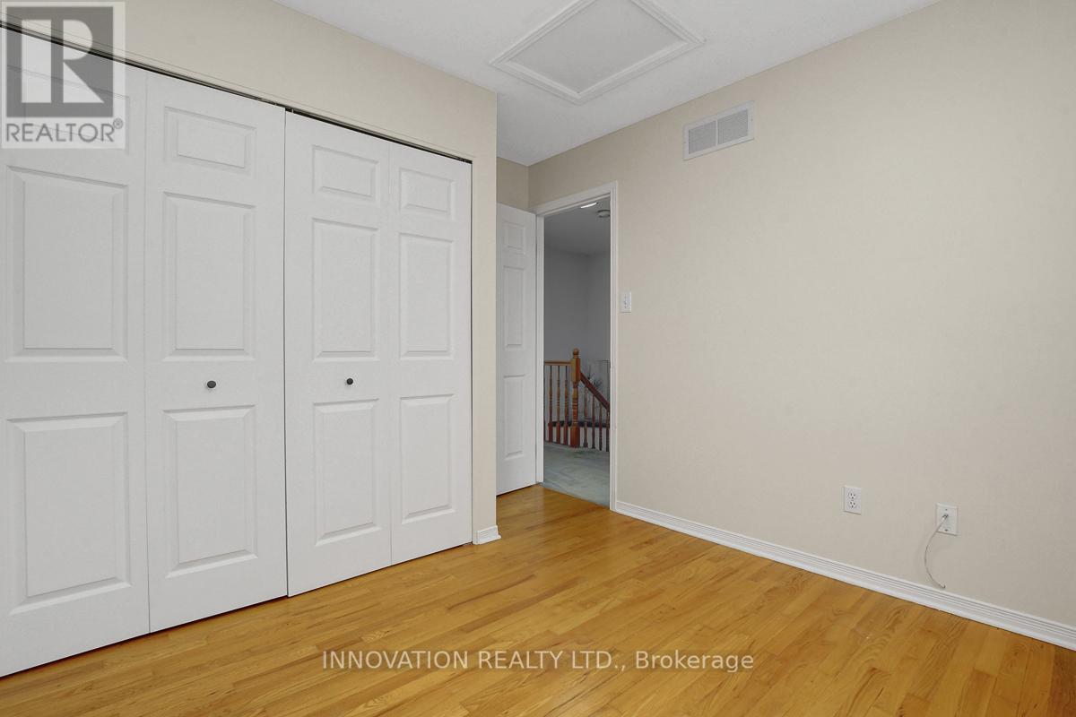 4407 Ashcroft Court, Ottawa, Ontario  K1J 1C7 - Photo 15 - X12884964