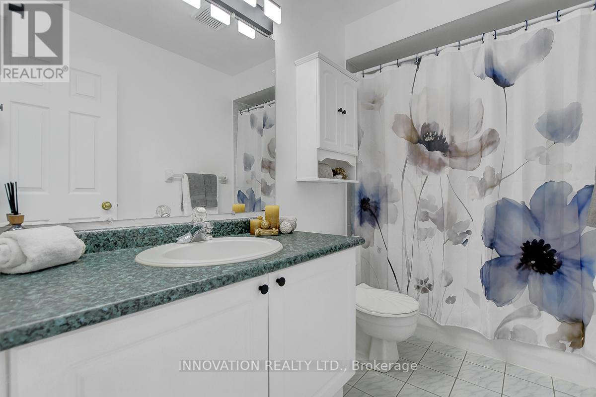 4407 Ashcroft Court, Ottawa, Ontario  K1J 1C7 - Photo 18 - X12884964