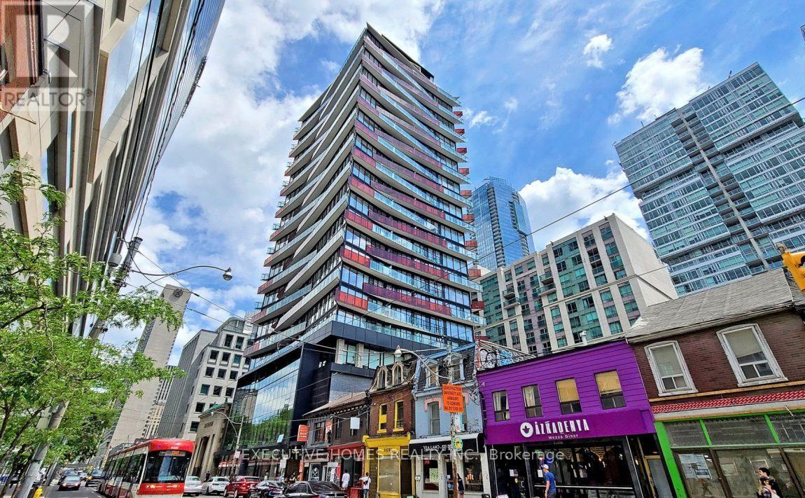 1208 - 215 QUEEN STREET W, Toronto, Ontario