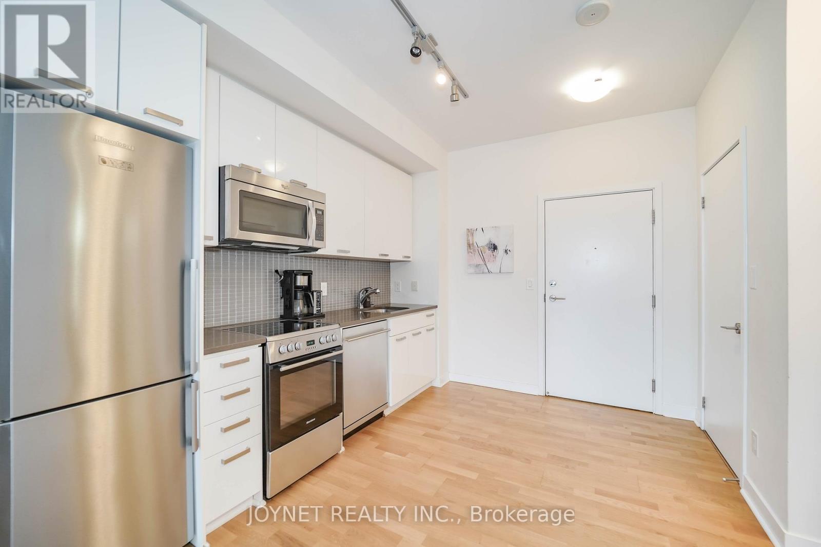 1001 - 295 Adelaide Street W, Toronto, Ontario  M5V 1P7 - Photo 11 - C12884960