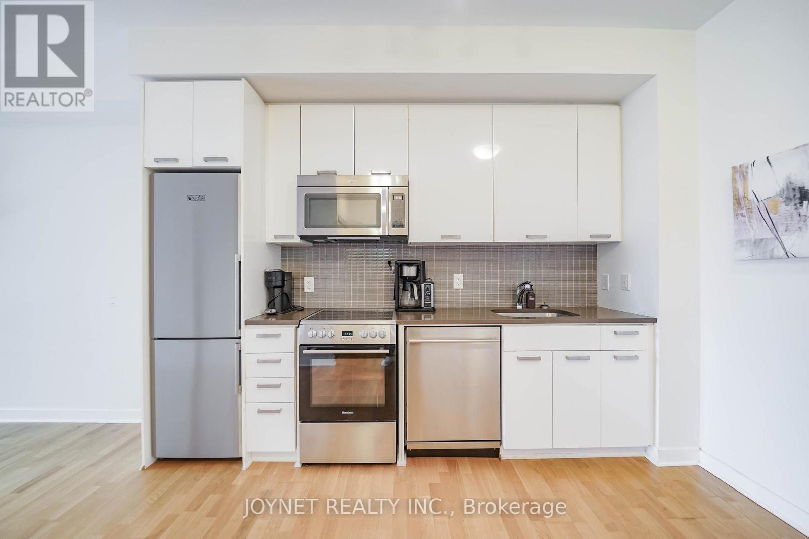 1001 - 295 Adelaide Street W, Toronto, Ontario  M5V 1P7 - Photo 12 - C12884960