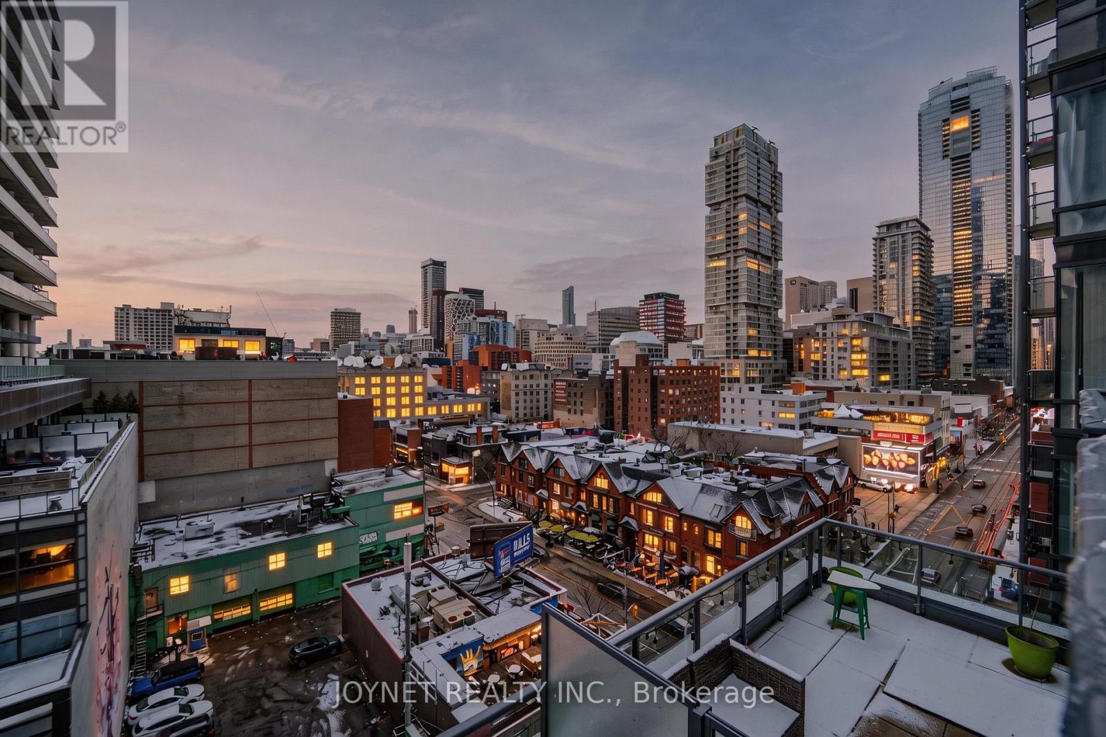 1001 - 295 Adelaide Street W, Toronto, Ontario  M5V 1P7 - Photo 2 - C12884960