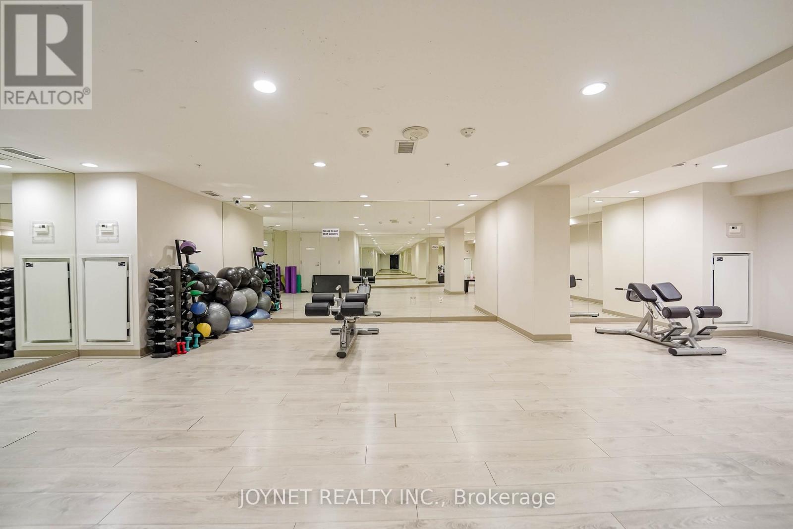 1001 - 295 Adelaide Street W, Toronto, Ontario  M5V 1P7 - Photo 9 - C12884960