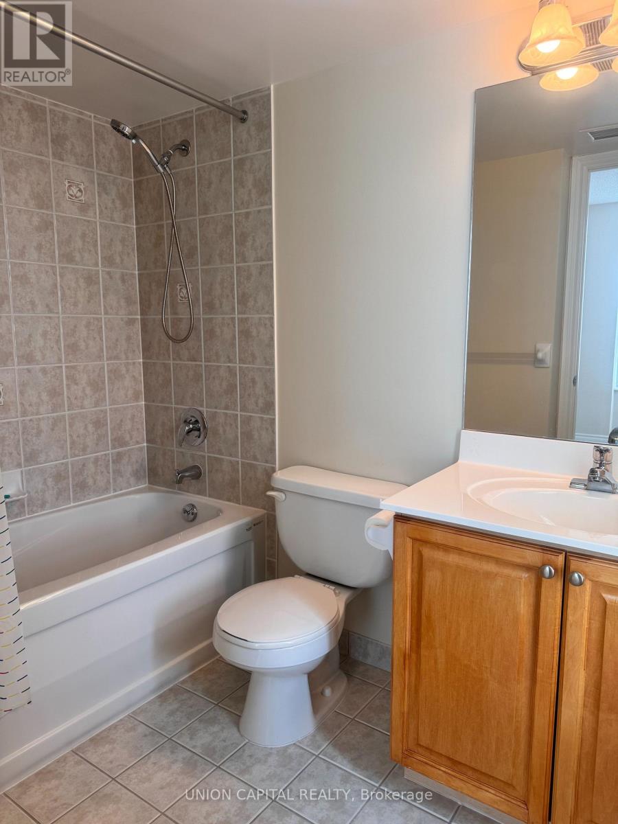 1009 - 61 Town Centre Court, Toronto (Bendale), Ontario  M1P 5C5 - Photo 2 - E12884948