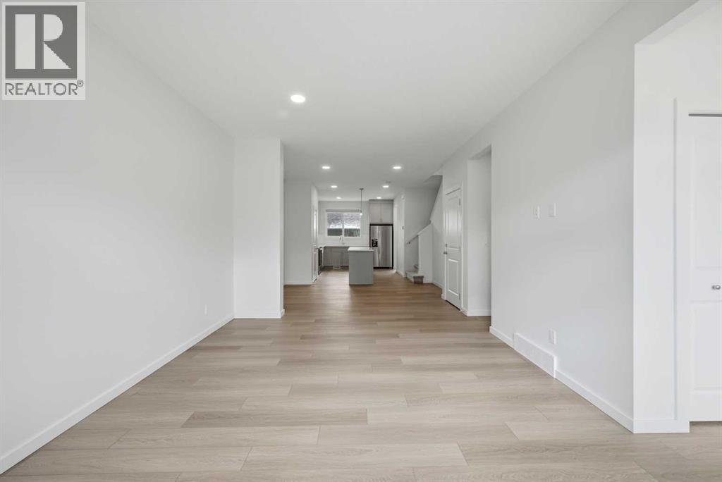60 Savanna Place Ne, Calgary, Alberta  T3J 0X5 - Photo 5 - A2293543