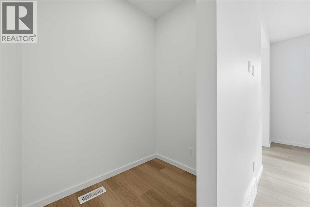 60 Savanna Place Ne, Calgary, Alberta  T3J 0X5 - Photo 7 - A2293543