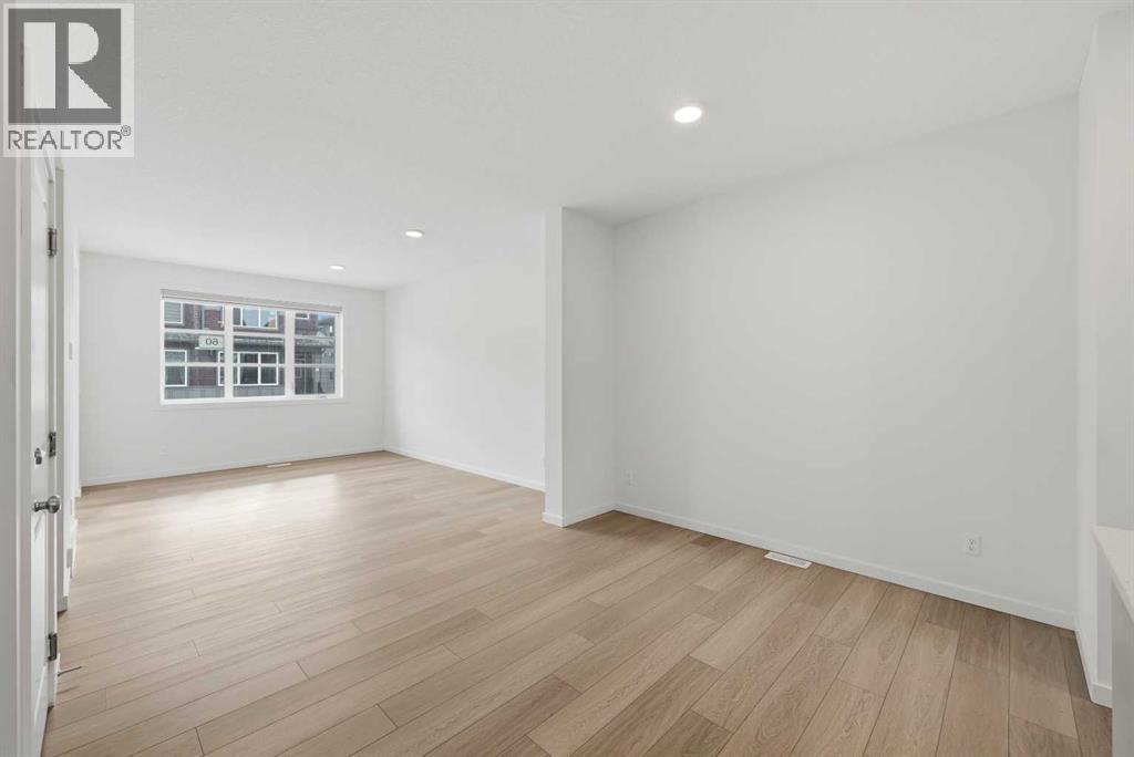 60 Savanna Place Ne, Calgary, Alberta  T3J 0X5 - Photo 9 - A2293543