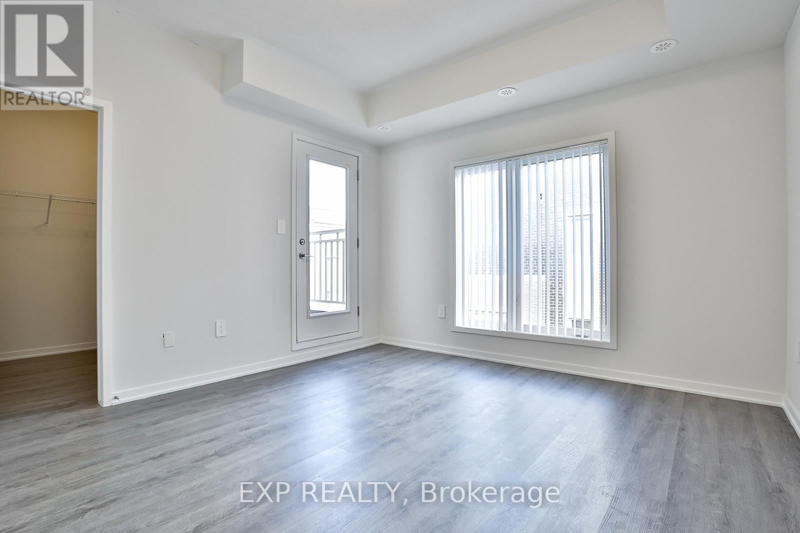 102 - 10 Almond Blossom Mews, Vaughan, Ontario  L4K 0N6 - Photo 10 - N12884952
