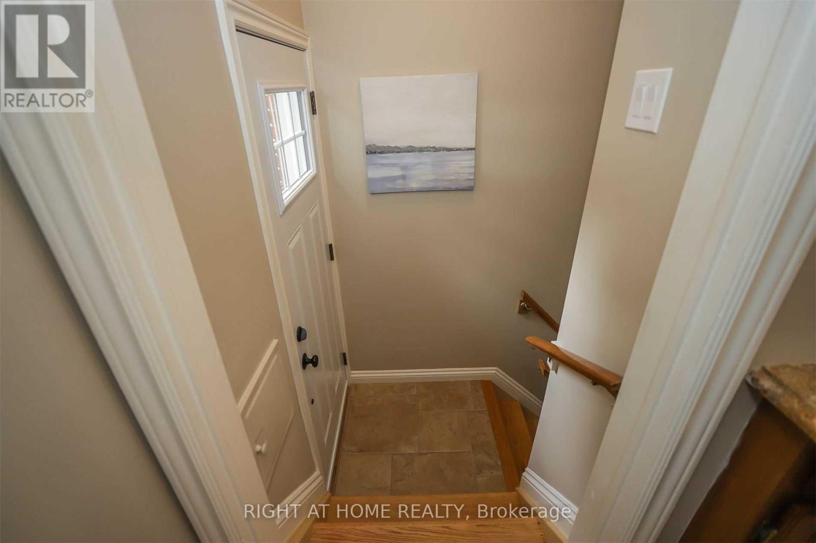 14 Forest Road, Grimsby, Ontario  L3M 2J3 - Photo 27 - X12884936