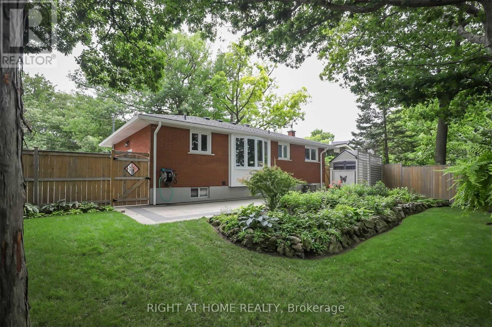 14 Forest Road, Grimsby, Ontario  L3M 2J3 - Photo 35 - X12884936