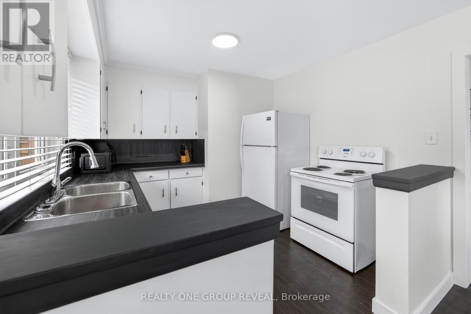 352 East 42nd Street, Hamilton, Ontario  L8T 3A7 - Photo 14 - X12884942