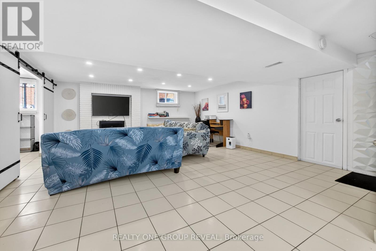 352 East 42nd Street, Hamilton, Ontario  L8T 3A7 - Photo 31 - X12884942