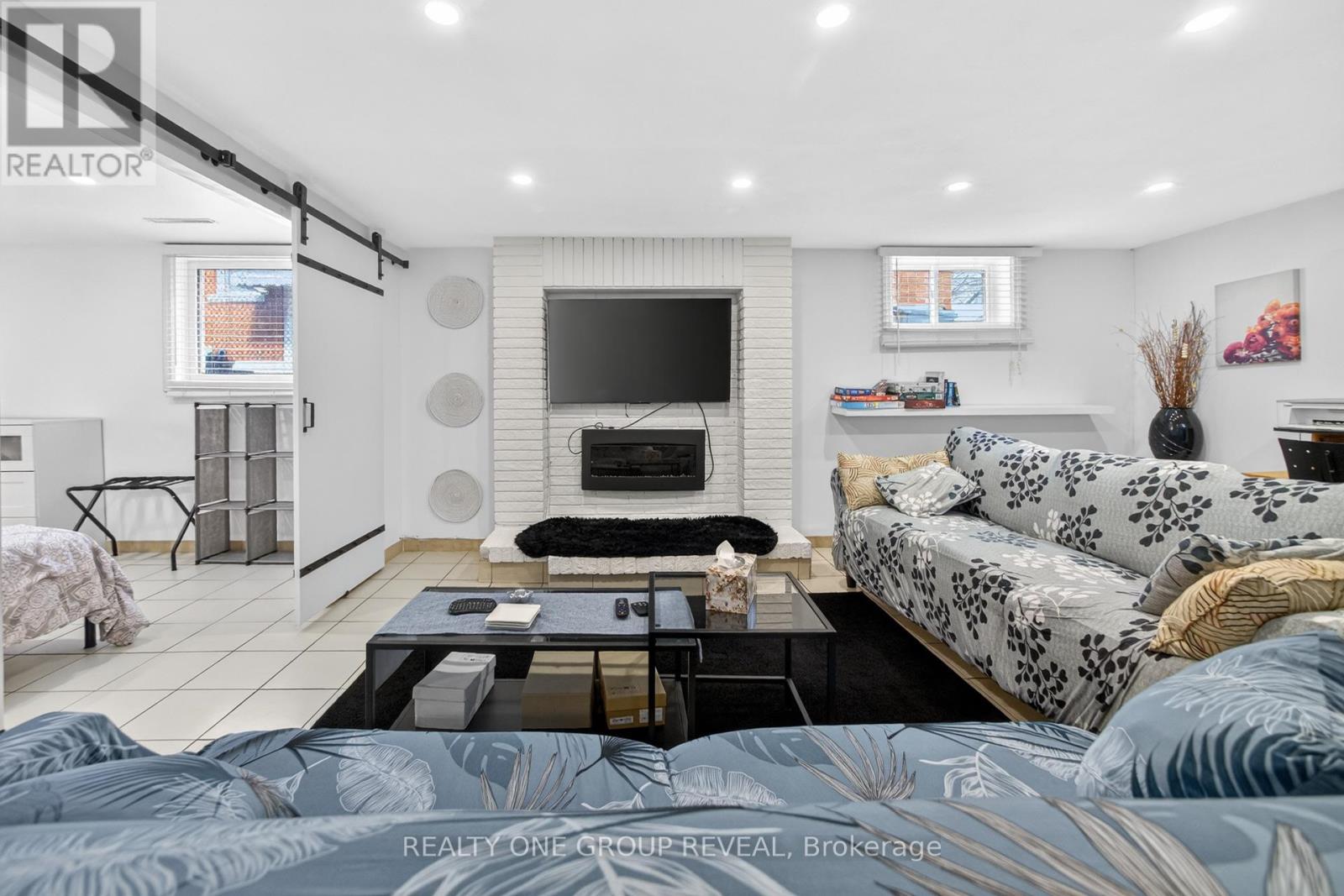 352 East 42nd Street, Hamilton, Ontario  L8T 3A7 - Photo 33 - X12884942