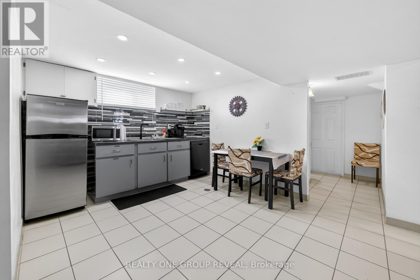 352 East 42nd Street, Hamilton, Ontario  L8T 3A7 - Photo 37 - X12884942