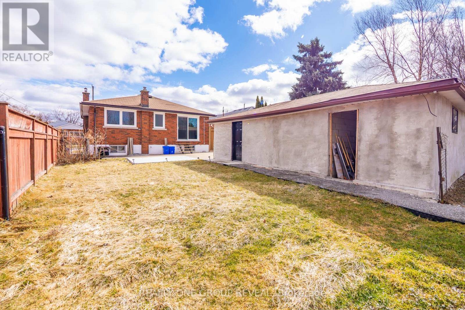 352 East 42nd Street, Hamilton, Ontario  L8T 3A7 - Photo 46 - X12884942