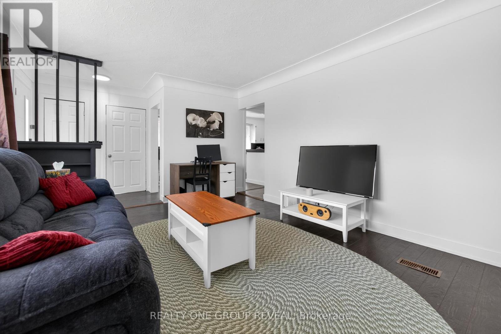 352 East 42nd Street, Hamilton, Ontario  L8T 3A7 - Photo 8 - X12884942