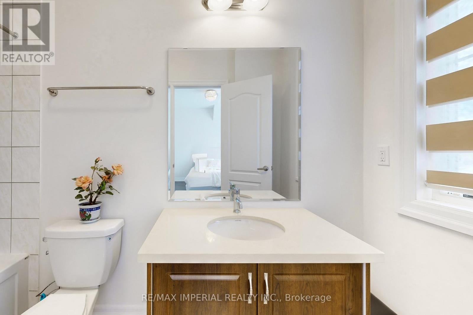 211 Touch Gold Crescent, Aurora, Ontario L4G 3X4 - Photo 39 - N12883012