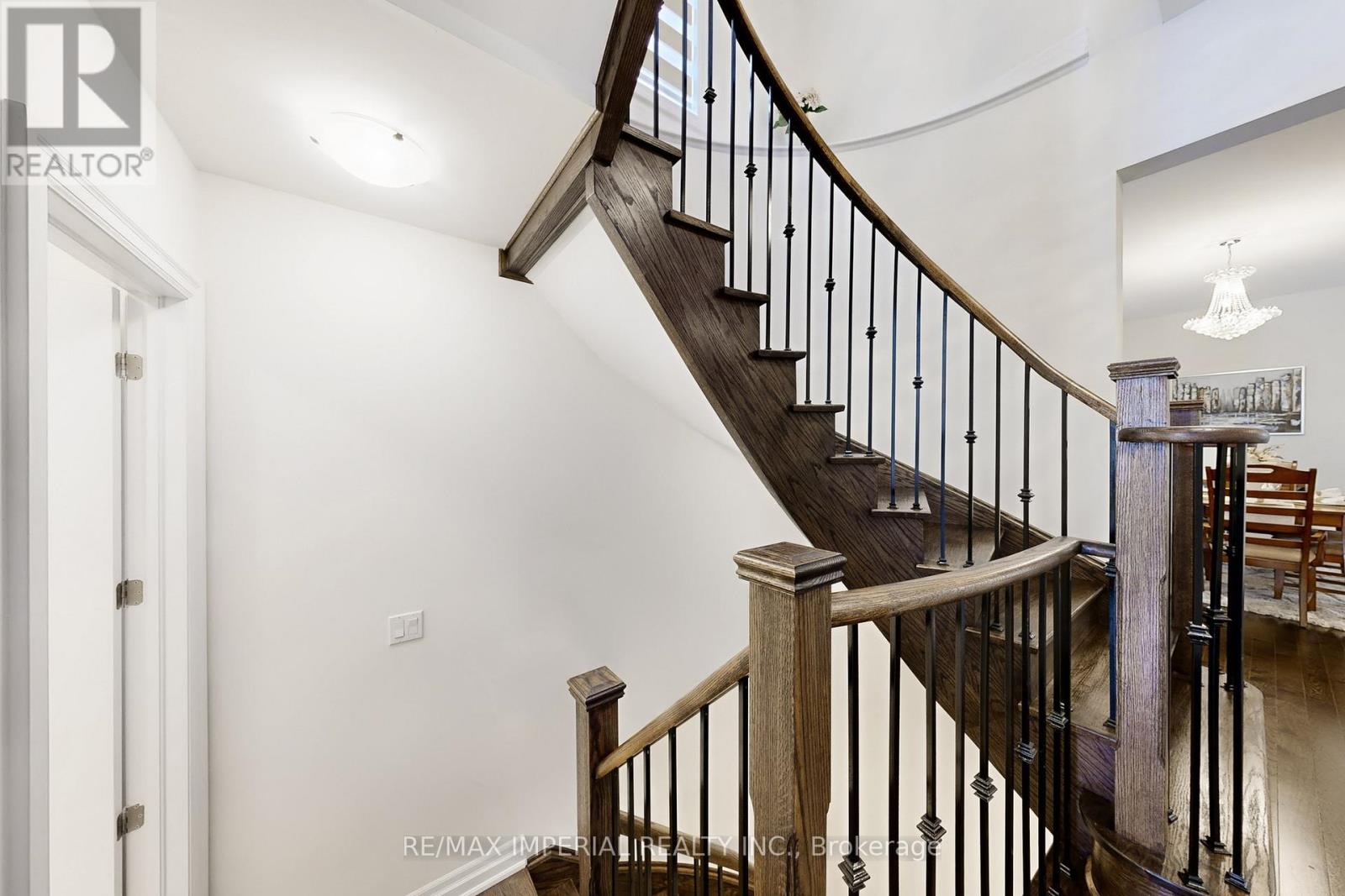 211 Touch Gold Crescent, Aurora, Ontario L4G 3X4 - Photo 44 - N12883012