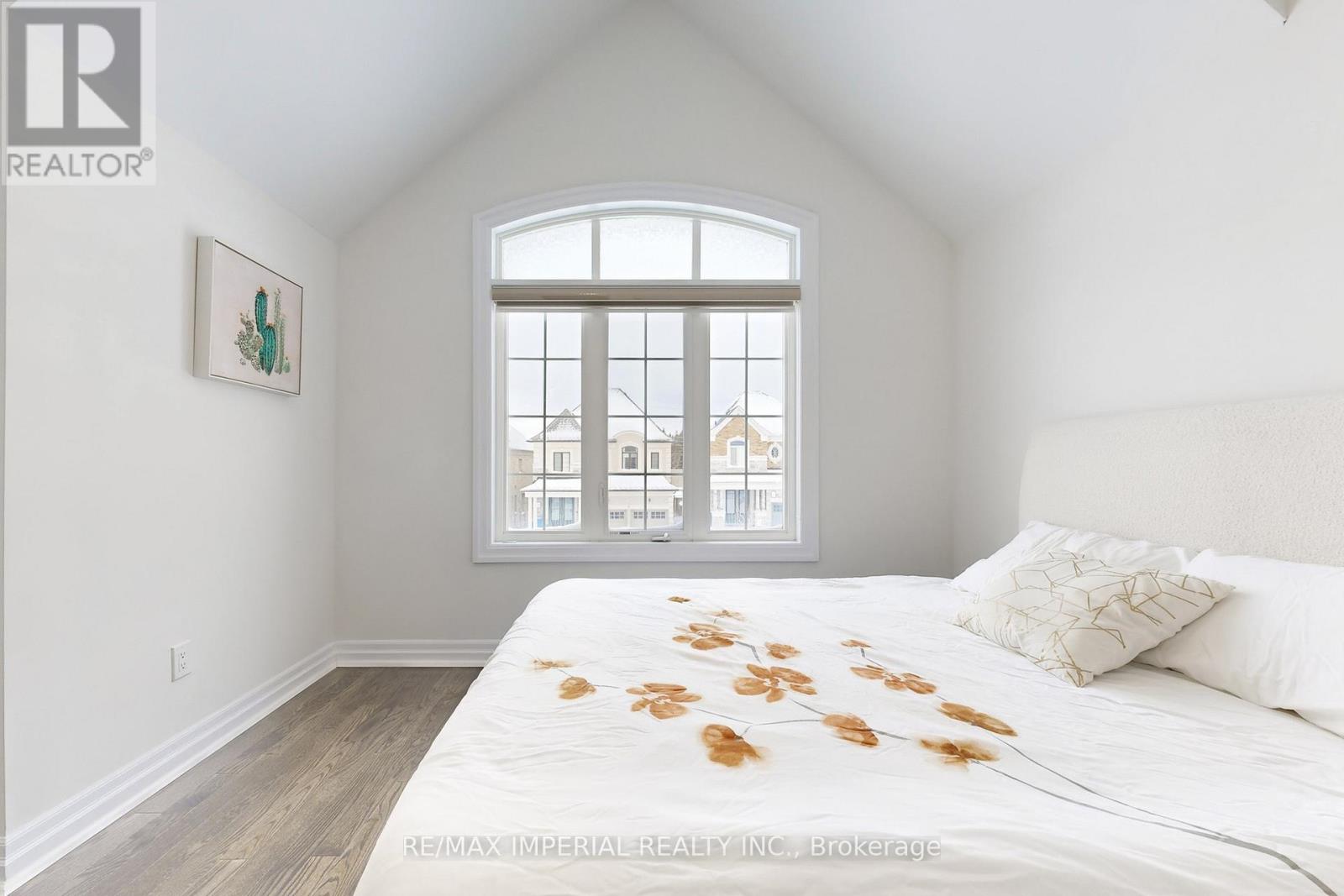 211 Touch Gold Crescent, Aurora, Ontario L4G 3X4 - Photo 40 - N12883012