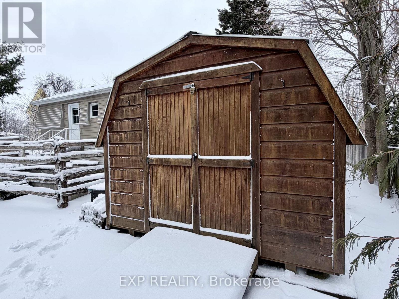 381 Nelson Street, Kincardine, Ontario  N2Z 1X7 - Photo 11 - X12721792