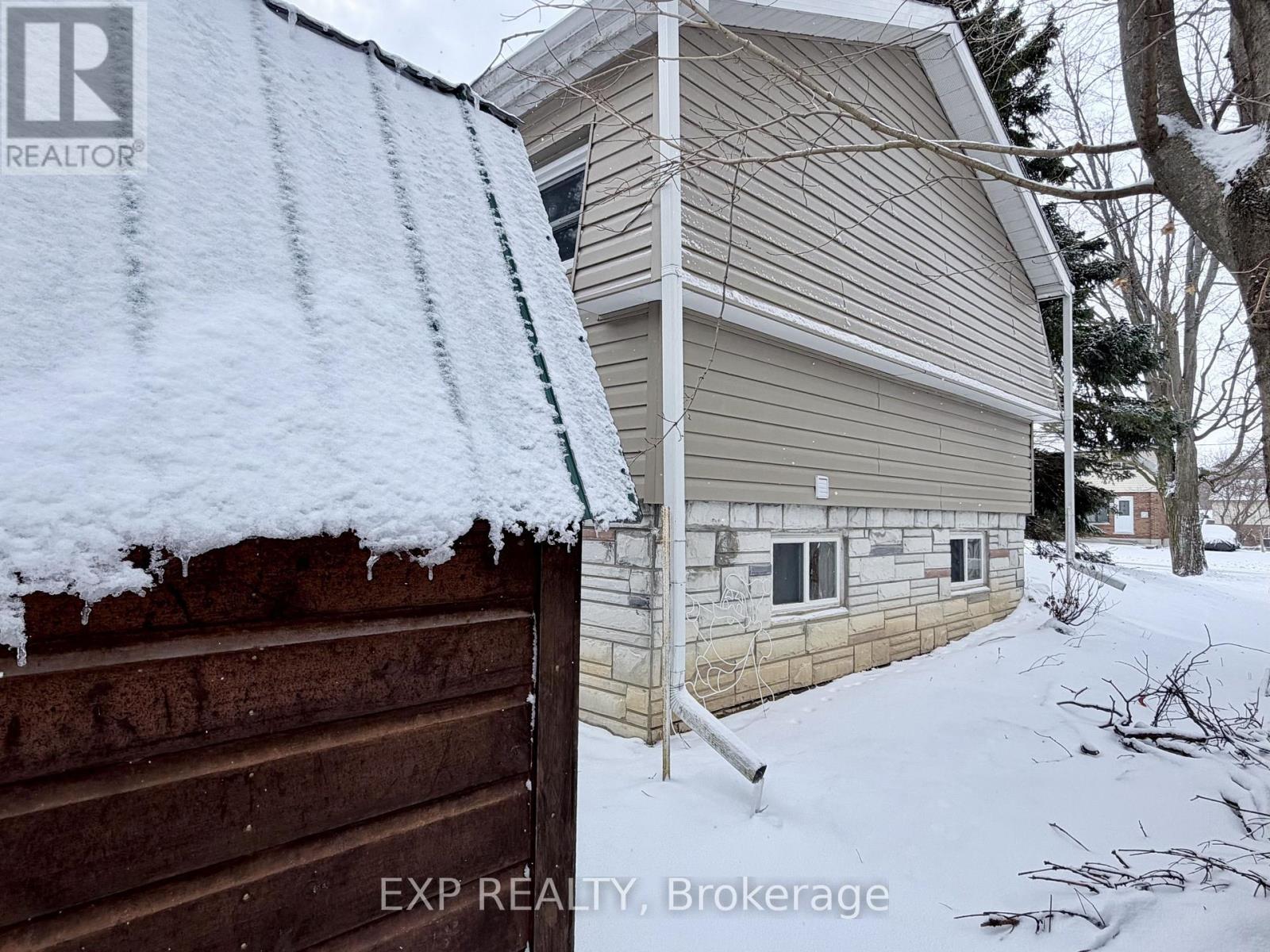 381 Nelson Street, Kincardine, Ontario  N2Z 1X7 - Photo 12 - X12721792