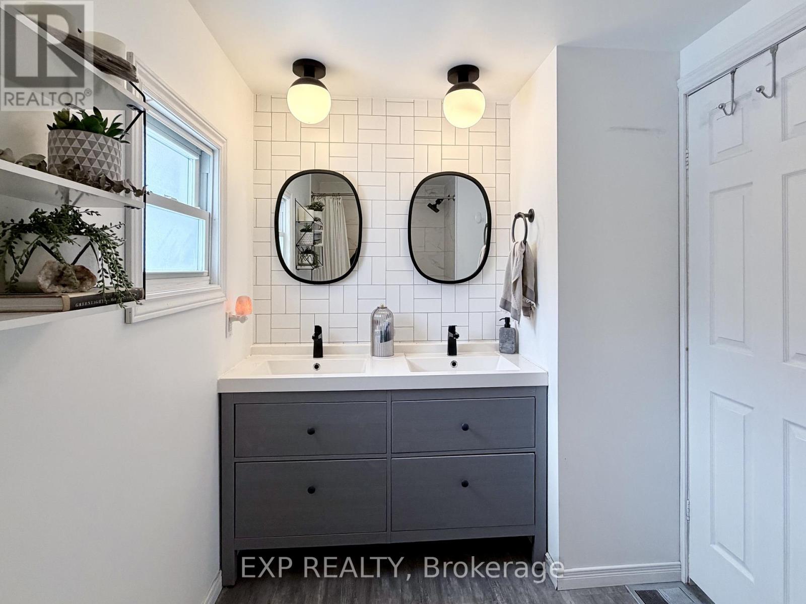 381 Nelson Street, Kincardine, Ontario  N2Z 1X7 - Photo 26 - X12721792