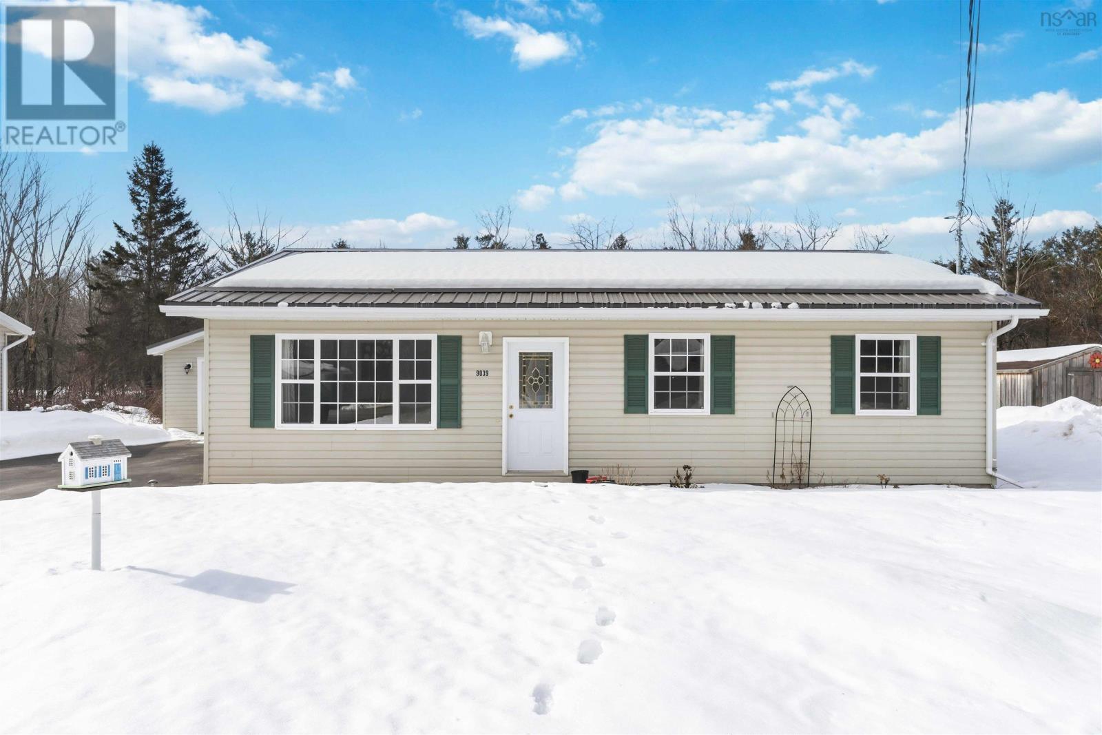 9039 Highway 10 Highway, Nictaux, Nova Scotia  B0J 1E0 - Photo 3 - 202604233