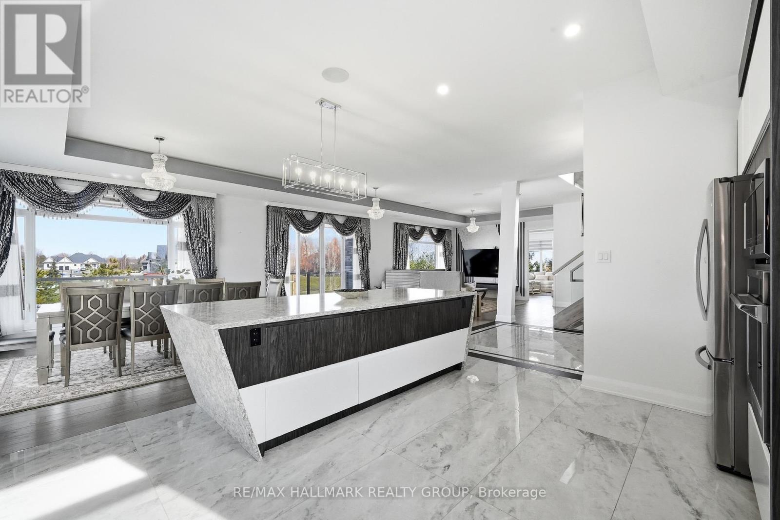 225 Summerview Terrace, Ottawa, Ontario  K4P 0E9 - Photo 8 - X12884982