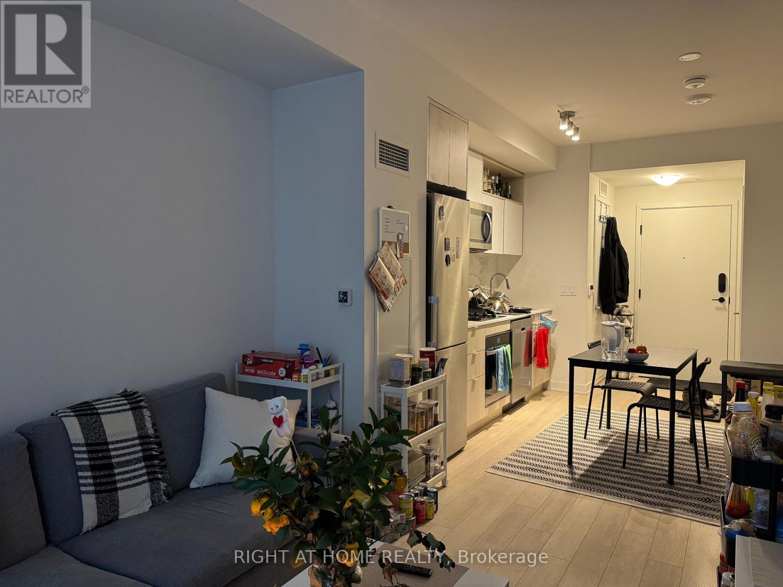 641 - 121 SHERBOURNE STREET, Toronto, Ontario