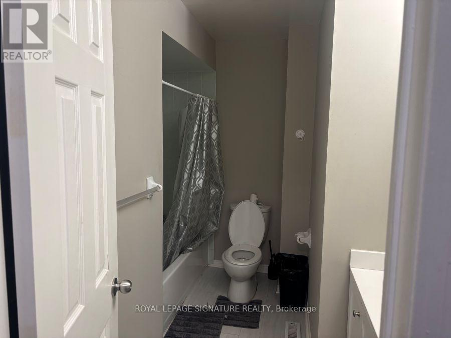 37 - 550 Steddick Court, Mississauga, Ontario  L5R 3S8 - Photo 8 - W12722454
