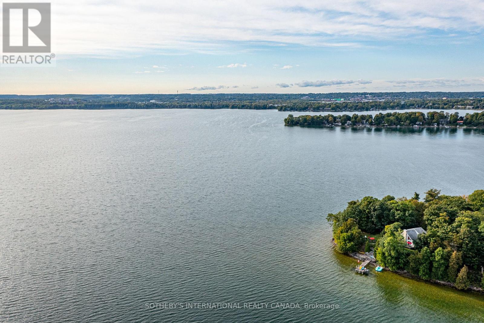 1 & 2 Ivy Lane, Orillia, Ontario  L3V 6H1 - Photo 3 - S12884974