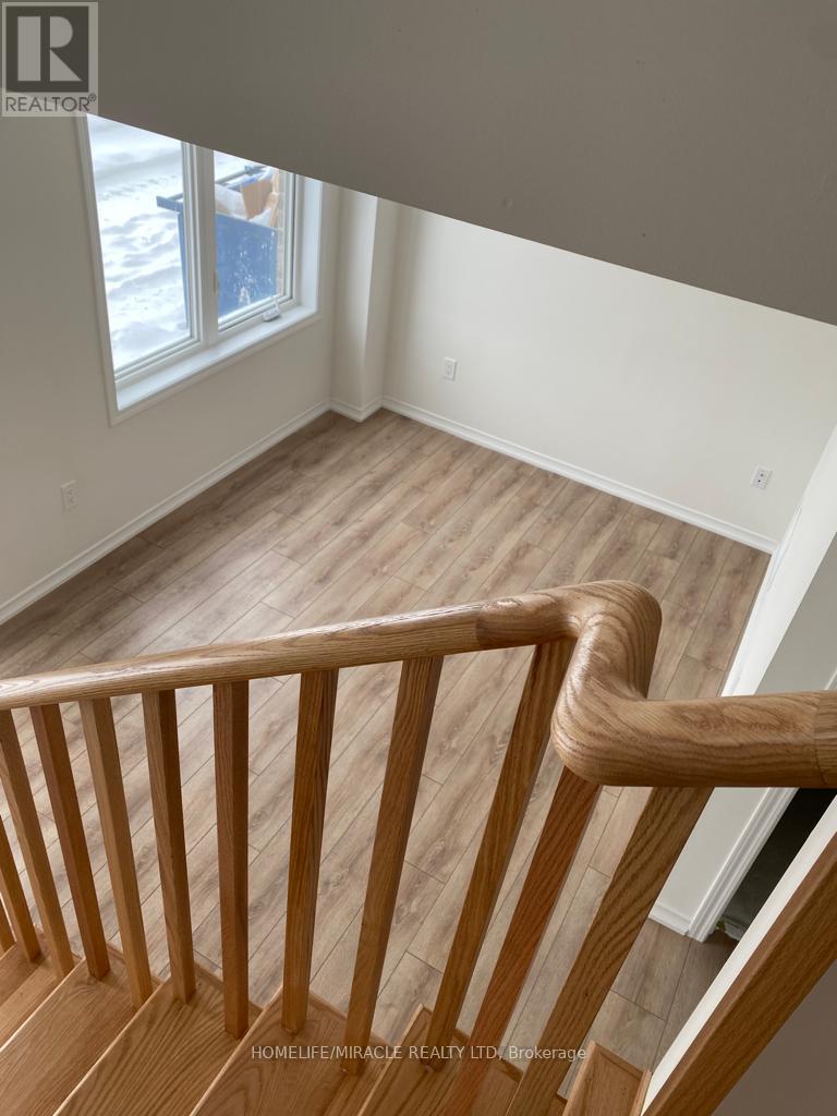 225 Danzatore Path, Oshawa, Ontario  L1L 0P9 - Photo 11 - E12875578