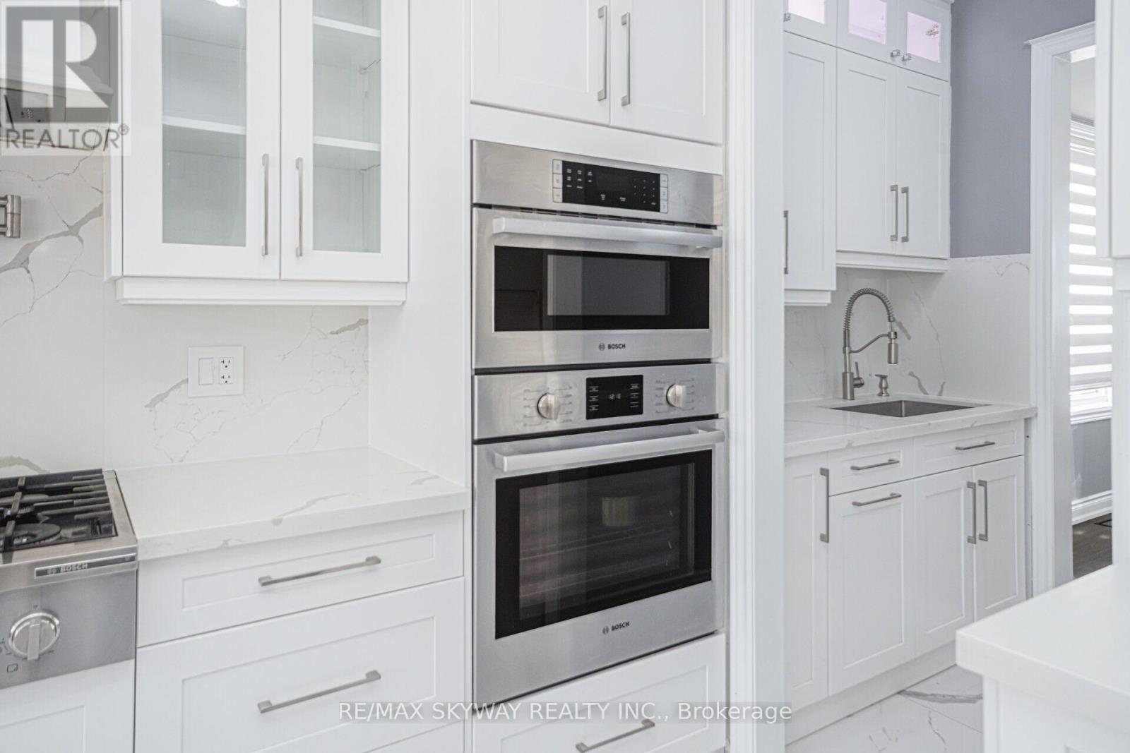 44 Eaglesprings Crescent, Brampton, Ontario L6P 2W2 - Photo 24 - W12884874