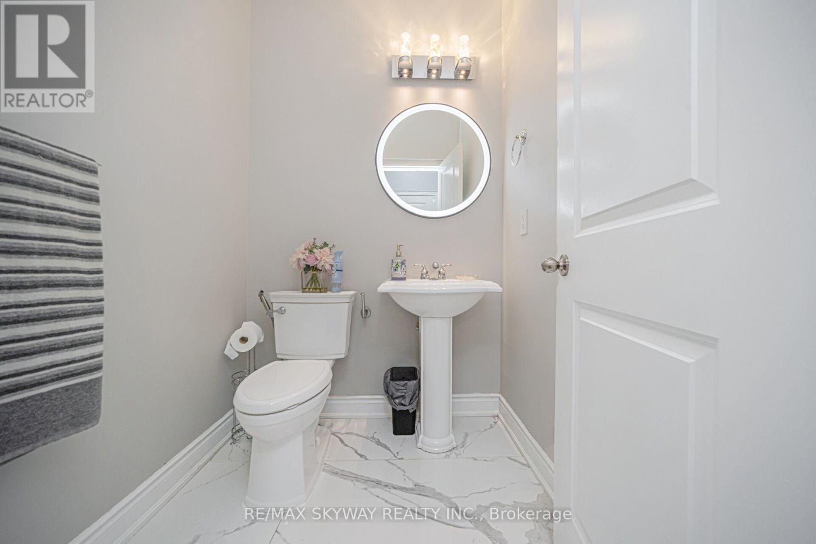 44 Eaglesprings Crescent, Brampton, Ontario L6P 2W2 - Photo 30 - W12884874