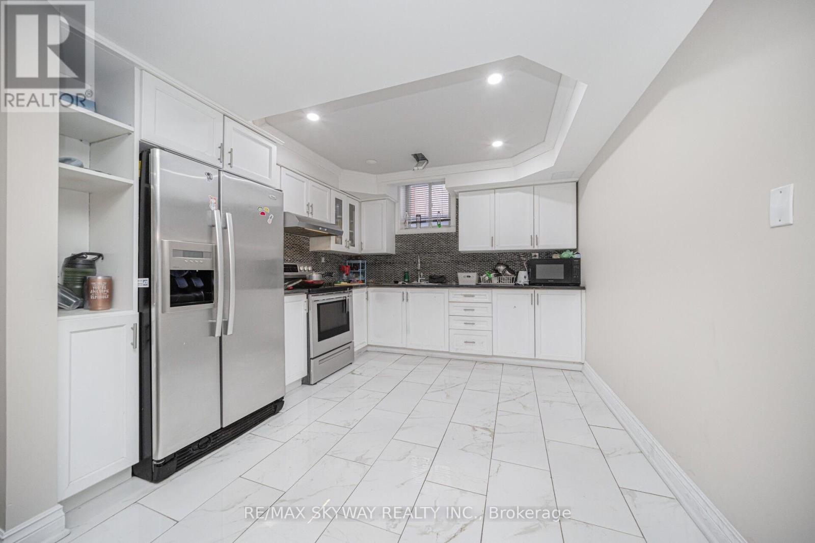 44 Eaglesprings Crescent, Brampton, Ontario L6P 2W2 - Photo 46 - W12884874