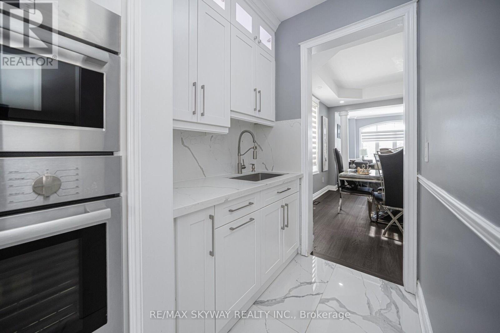 44 Eaglesprings Crescent, Brampton, Ontario L6P 2W2 - Photo 25 - W12884874