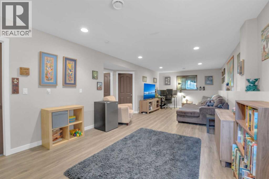 21 Hunter Road, Sylvan Lake, Alberta  T4S 2L6 - Photo 19 - A2252901