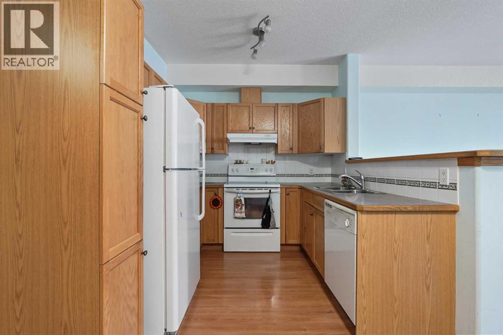 133, 2020 32 Street S, Lethbridge, Alberta  T1K 7T9 - Photo 4 - A2291994