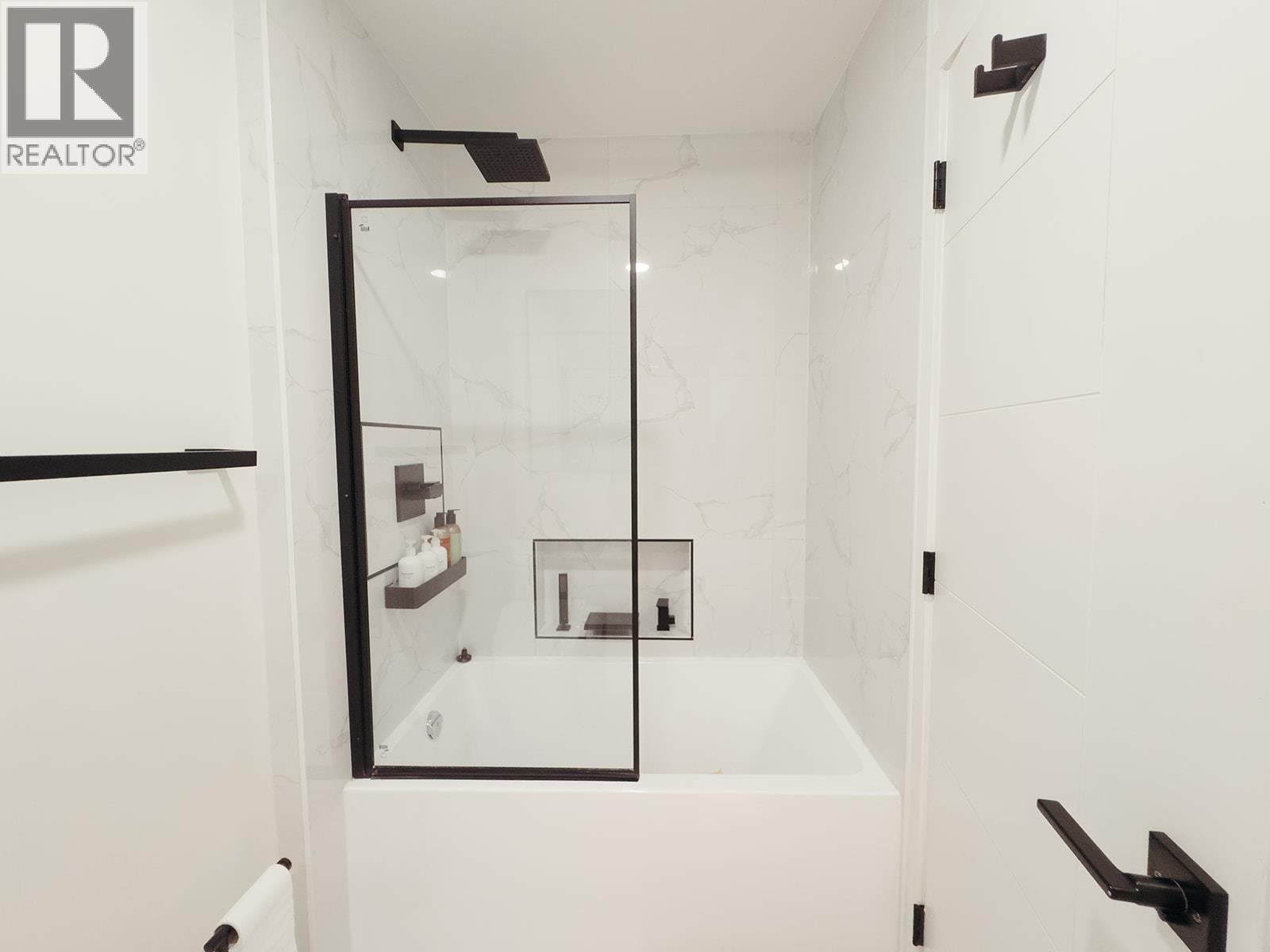 679 Gamma Avenue, Burnaby, British Columbia  V5C 6A3 - Photo 25 - R3097942