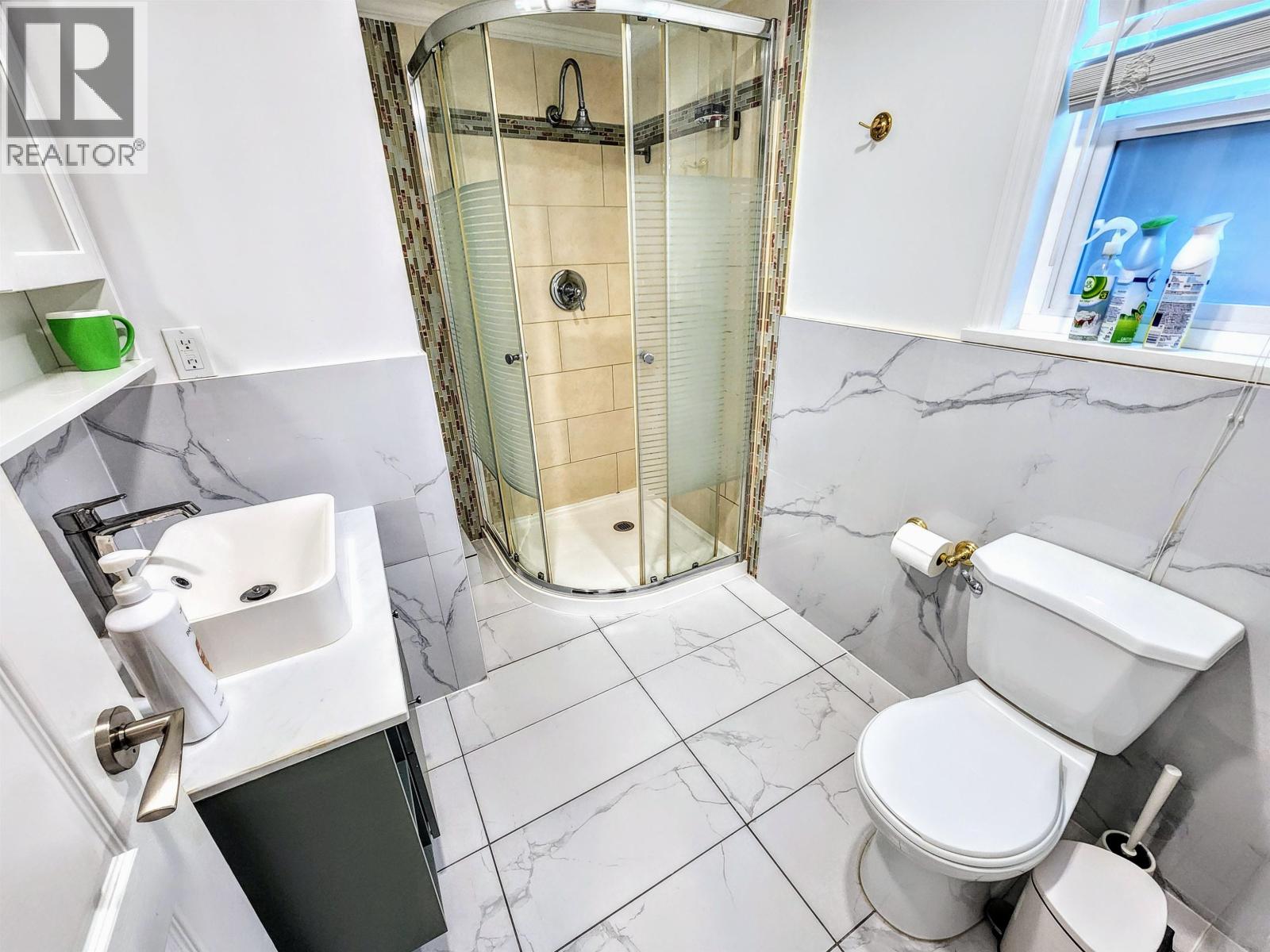 679 Gamma Avenue, Burnaby, British Columbia  V5C 6A3 - Photo 39 - R3097942