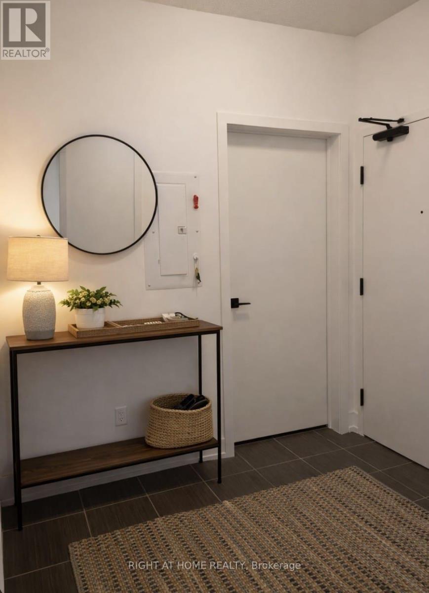 408 - 793 Mapleview Drive E, Barrie, Ontario  L4N 0M2 - Photo 2 - S12885020