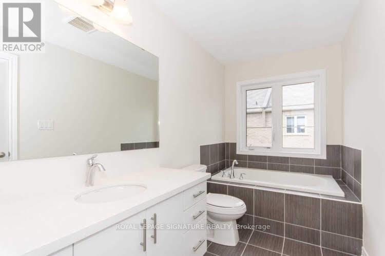 3021 Rivertrail Common, Oakville, Ontario  L6M 0Z1 - Photo 16 - W12884986