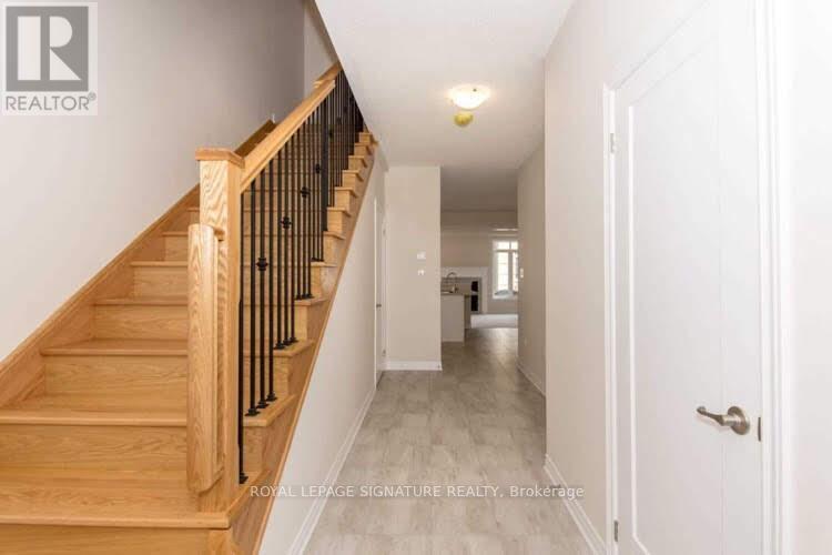 3021 Rivertrail Common, Oakville, Ontario  L6M 0Z1 - Photo 3 - W12884986