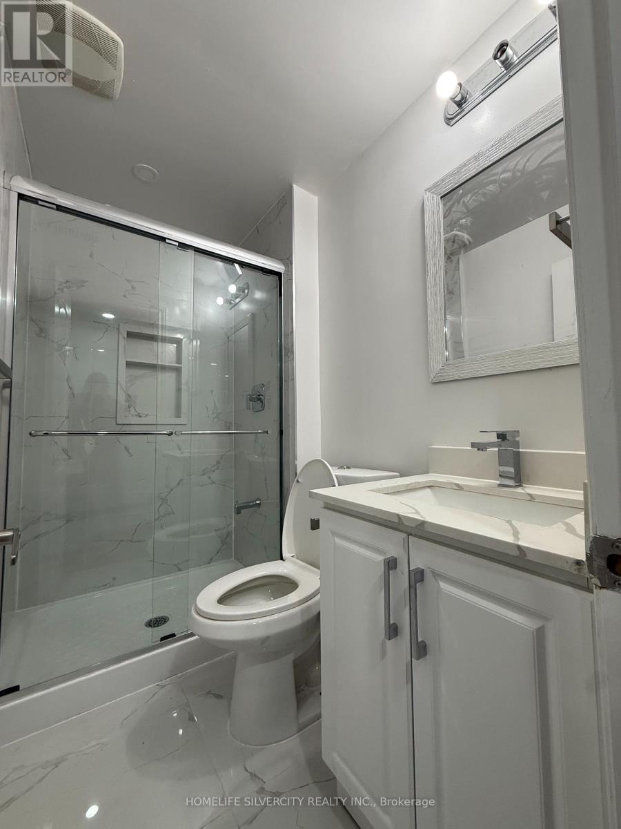 39 Savita Road, Brampton, Ontario L7A 3V1 - Photo 8 - W12884988