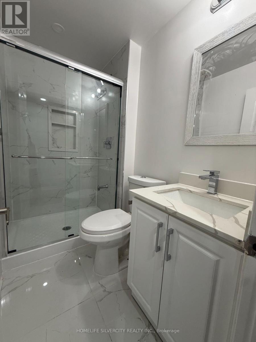 39 Savita Road, Brampton, Ontario L7A 3V1 - Photo 9 - W12884988